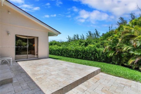 House in Cutler Bay, Florida 3 bedrooms, 214.42 sq.m. № 1809549 - photo 21