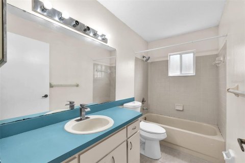 Casa en venta en Valrico, Florida, 3 dormitorios, 134.62 m2 № 1902702 - foto 11
