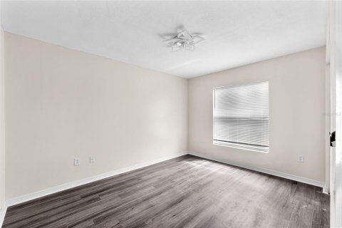 Casa en venta en Valrico, Florida, 3 dormitorios, 134.62 m2 № 1902702 - foto 12