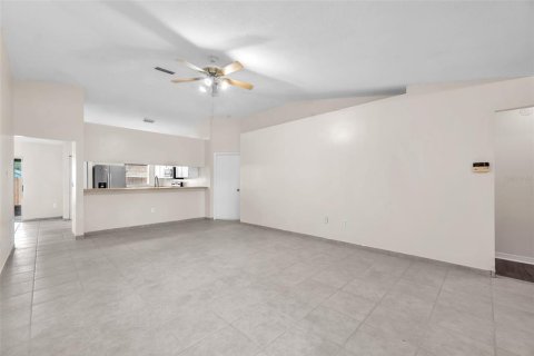 Casa en venta en Valrico, Florida, 3 dormitorios, 134.62 m2 № 1902702 - foto 9