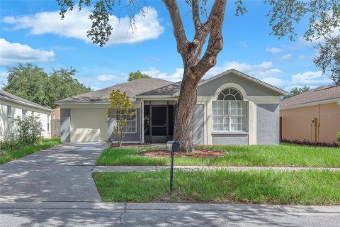 Casa en venta en Valrico, Florida, 3 dormitorios, 134.62 m2 № 1902702 - foto 1