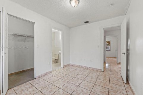 Купить виллу или дом в Майами, Флорида 4 спальни, 132.39м2, № 2005733 - фото 17