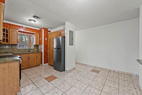 Купить виллу или дом в Майами, Флорида 4 спальни, 132.39м2, № 2005733 - фото 9