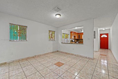 Купить виллу или дом в Майами, Флорида 4 спальни, 132.39м2, № 2005733 - фото 13