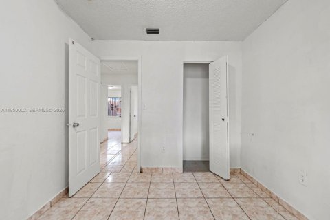 Купить виллу или дом в Майами, Флорида 4 спальни, 132.39м2, № 2005733 - фото 19