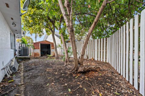 Купить виллу или дом в Майами, Флорида 4 спальни, 132.39м2, № 2005733 - фото 28