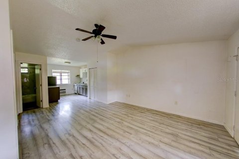 Copropriété à louer à Clearwater, Floride: 1 pièce, 33.44 m2 № 1912220 - photo 9