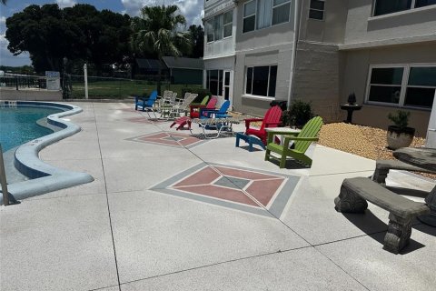 Copropriété à vendre à Sebring, Floride: 2 chambres, 103.68 m2 № 2212833 - photo 5