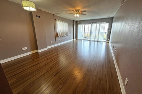 Copropriété à vendre à Sebring, Floride: 2 chambres, 103.68 m2 № 2212833 - photo 12