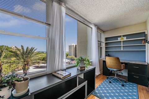 Condo in Clearwater, Florida, 1 bedroom  № 2105591 - photo 3