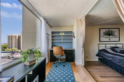 Condo in Clearwater, Florida, 1 bedroom  № 2105591 - photo 4