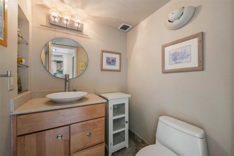 Condo in Clearwater, Florida, 1 bedroom  № 2105591 - photo 19