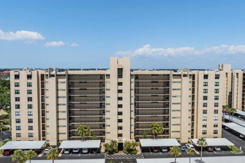 Condo in Clearwater, Florida, 1 bedroom  № 2105591 - photo 2