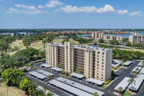 Condo in Clearwater, Florida, 1 bedroom  № 2105591 - photo 23