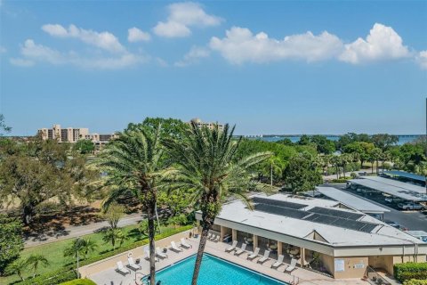 Condo in Clearwater, Florida, 1 bedroom № 2105591