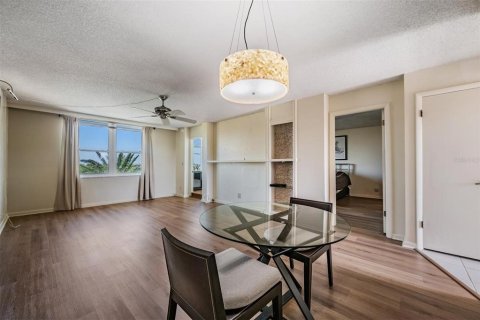 Condo in Clearwater, Florida, 1 bedroom  № 2105591 - photo 8