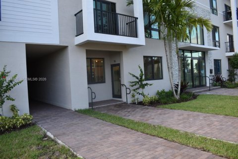 Condo à Doral, Floride, 2 chambres  № 2001545