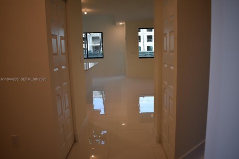 Copropriété à vendre à Doral, Floride: 2 chambres, 121.89 m2 № 2001545 - photo 30