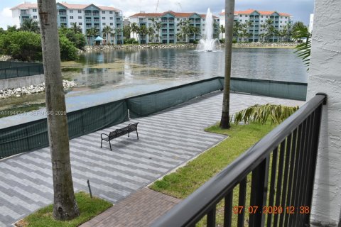 Copropriété à vendre à Doral, Floride: 2 chambres, 121.89 m2 № 2001545 - photo 8