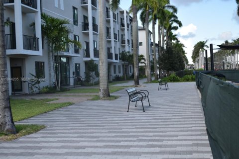 Copropriété à vendre à Doral, Floride: 2 chambres, 121.89 m2 № 2001545 - photo 13