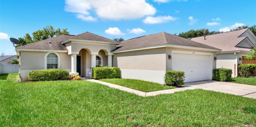 Villa ou maison à Deltona, Floride 3 chambres, 119.1 m2 № 1837414
