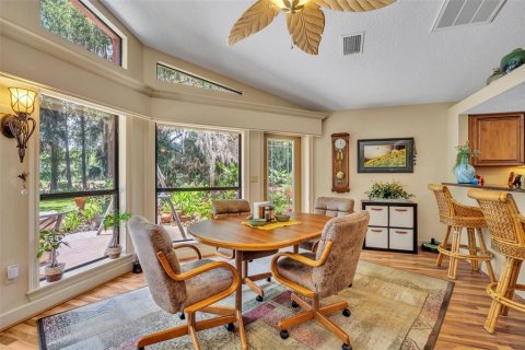 Villa ou maison à vendre à Lake Panasoffkee, Floride: 4 chambres, 235.79 m2 № 2101787 - photo 21