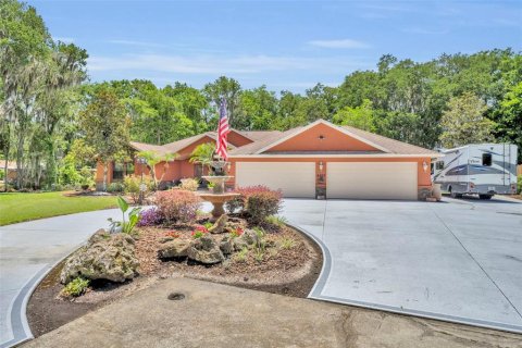 Villa ou maison à vendre à Lake Panasoffkee, Floride: 4 chambres, 235.79 m2 № 2101787 - photo 6