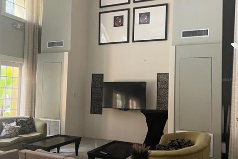 Condo in Orlando, Florida, 1 bedroom  № 1833639 - photo 12