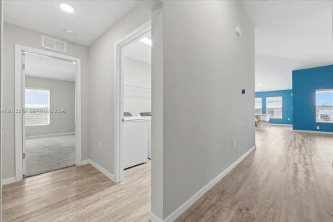 Casa en venta en Winter Haven, Florida, 4 dormitorios № 2075910 - foto 23