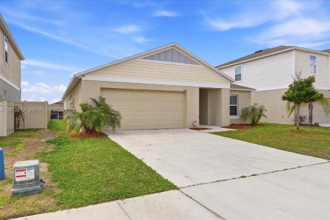 Casa en venta en Winter Haven, Florida, 4 dormitorios № 2075910 - foto 2