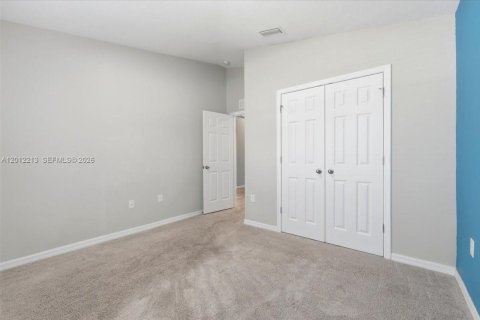 Casa en venta en Winter Haven, Florida, 4 dormitorios № 2075910 - foto 18