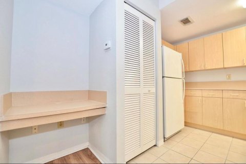 Copropriété à louer à Port St. Lucie, Floride: 1 chambre, 69.86 m2 № 2146977 - photo 16