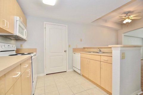 Copropriété à louer à Port St. Lucie, Floride: 1 chambre, 69.86 m2 № 2146977 - photo 12