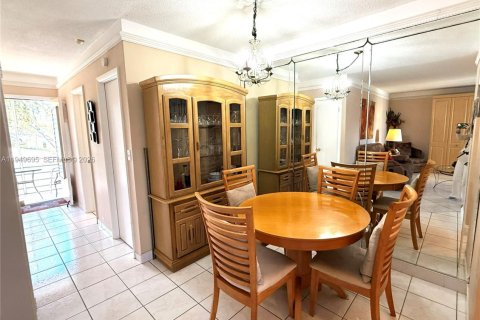 Condominio en venta en Miami, Florida, 1 dormitorio, 63.92 m2 № 2006705 - foto 6