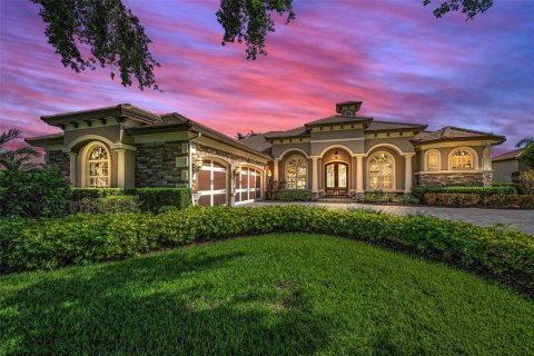 Casa en venta en Trinity, Florida, 4 dormitorios, 456.52 m2 № 1735409 - foto 1