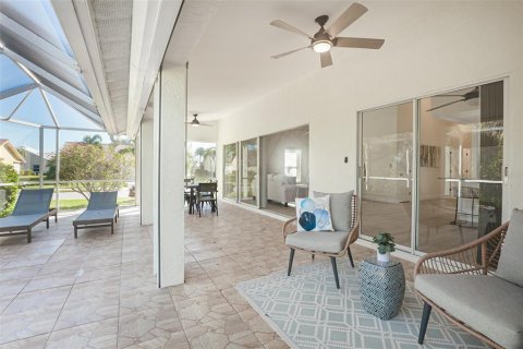 House in Fort Myers, Florida 3 bedrooms, 166.95 sq.m. № 1422204 - photo 27