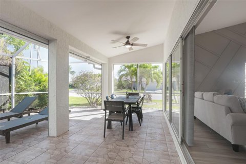 Casa en alquiler en Fort Myers, Florida, 3 dormitorios, 166.95 m2 № 1422204 - foto 23