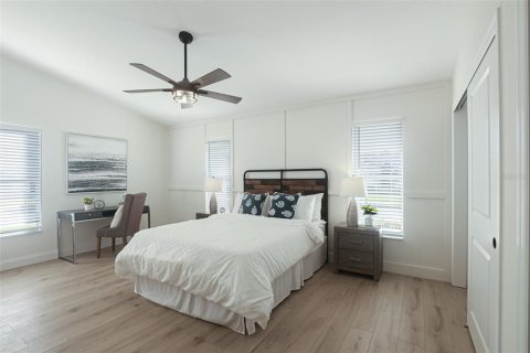 House in Fort Myers, Florida 3 bedrooms, 166.95 sq.m. № 1422204 - photo 4