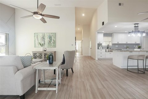 House in Fort Myers, Florida 3 bedrooms, 166.95 sq.m. № 1422204 - photo 30