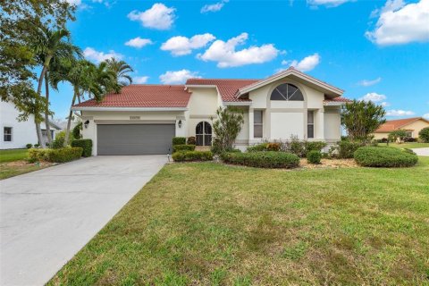 Casa en alquiler en Fort Myers, Florida, 3 dormitorios, 166.95 m2 № 1422204 - foto 1