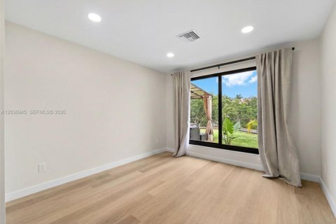 Casa en venta en Hollywood, Florida, 4 dormitorios, 158.31 m2 № 2082994 - foto 23