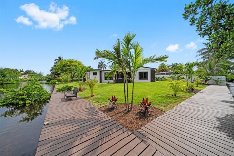 Casa en venta en Hollywood, Florida, 4 dormitorios, 158.31 m2 № 2082994 - foto 30
