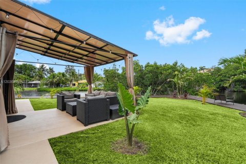 Casa en venta en Hollywood, Florida, 4 dormitorios, 158.31 m2 № 2082994 - foto 27