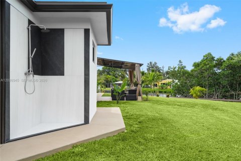 Casa en venta en Hollywood, Florida, 4 dormitorios, 158.31 m2 № 2082994 - foto 25