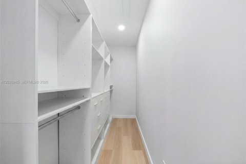 Casa en venta en Hollywood, Florida, 4 dormitorios, 158.31 m2 № 2082994 - foto 17