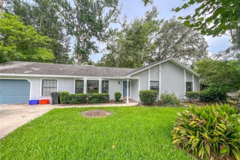 Villa ou maison à louer à Gainesville, Floride: 4 chambres, 130.81 m2 № 1826337 - photo 1