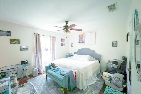 Villa ou maison à louer à Gainesville, Floride: 4 chambres, 130.81 m2 № 1826337 - photo 4