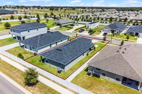 House in Haines City, Florida 3 bedrooms, 140.19 sq.m. № 1876323 - photo 28