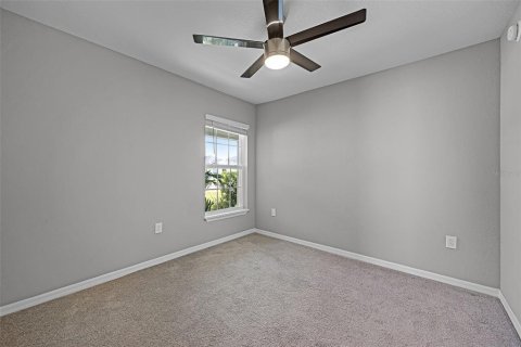 House in Haines City, Florida 3 bedrooms, 140.19 sq.m. № 1876323 - photo 16