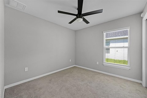 House in Haines City, Florida 3 bedrooms, 140.19 sq.m. № 1876323 - photo 19